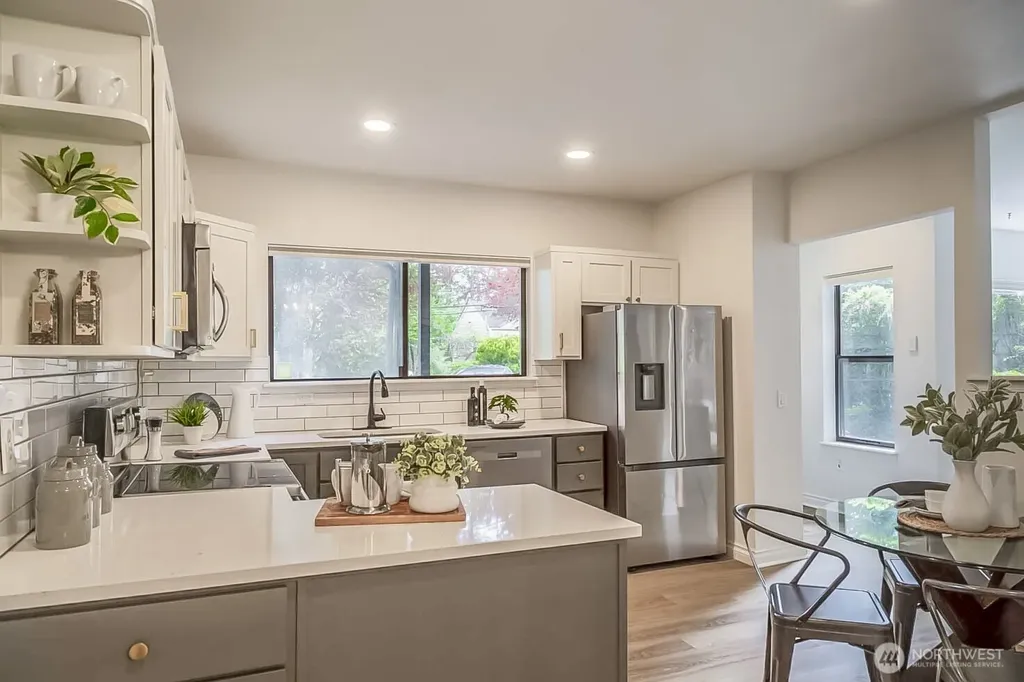 912 NE 115th Street Seattle WA 98125