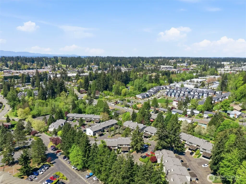 22711 Lakeview Drive Mountlake Terrace WA 98043