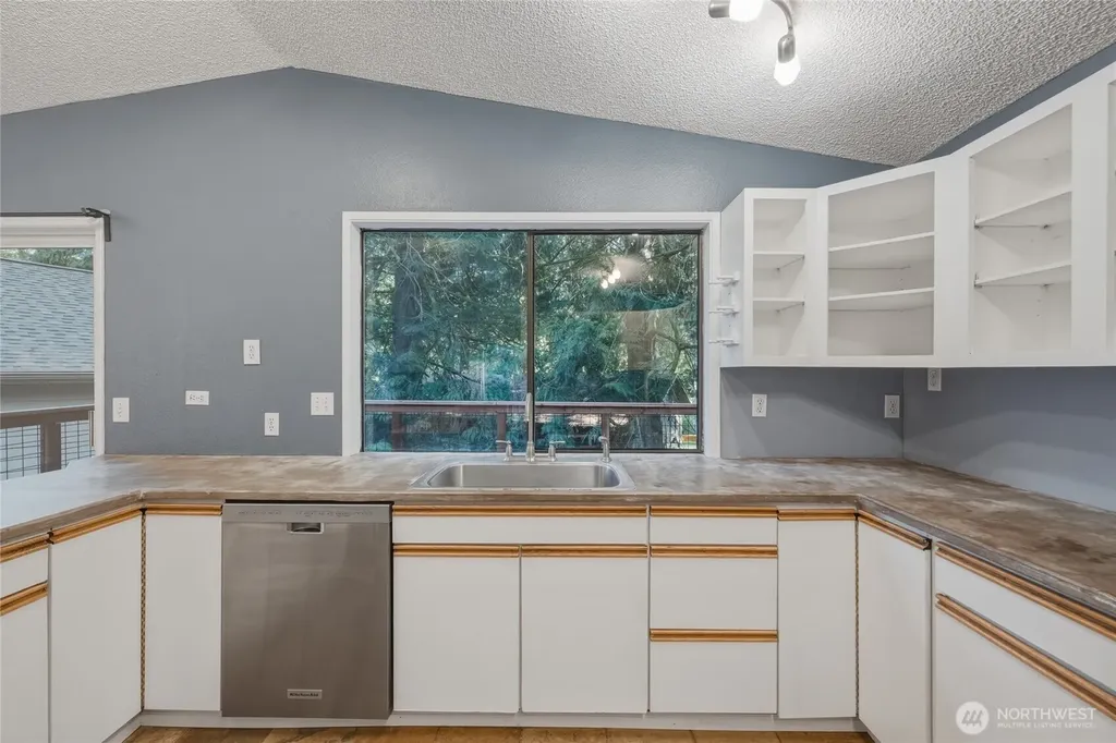 405 Sudden Valley Drive Bellingham WA 98229