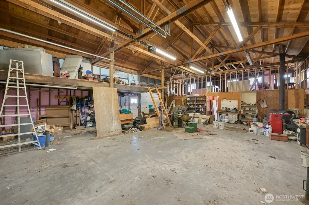 2233 W Shore Drive Lummi Island WA 98262