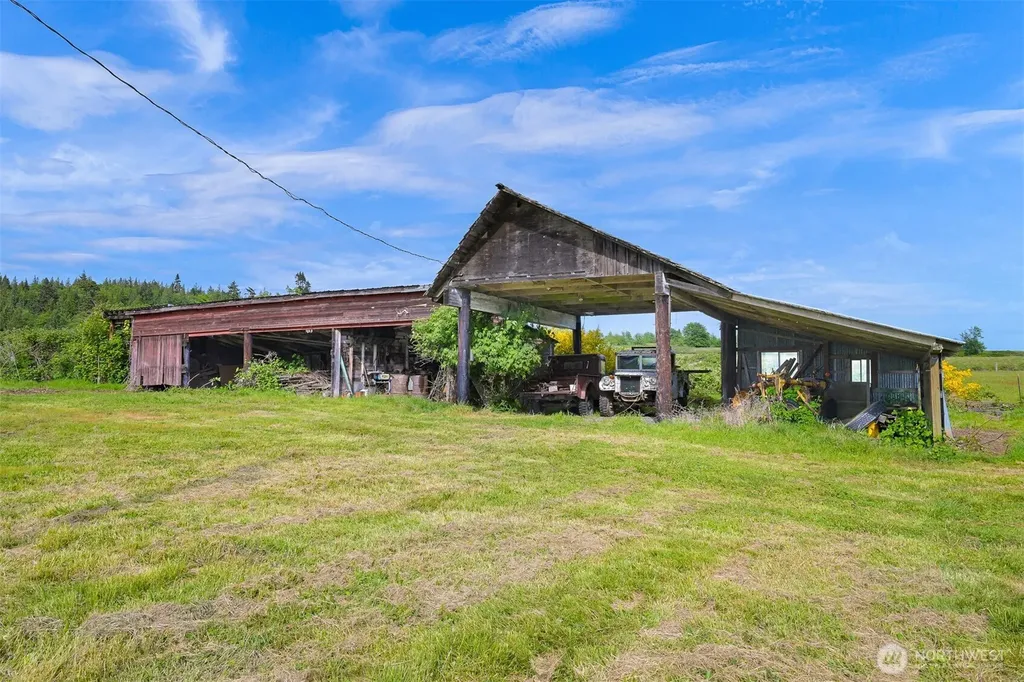 2233 W Shore Drive Lummi Island WA 98262