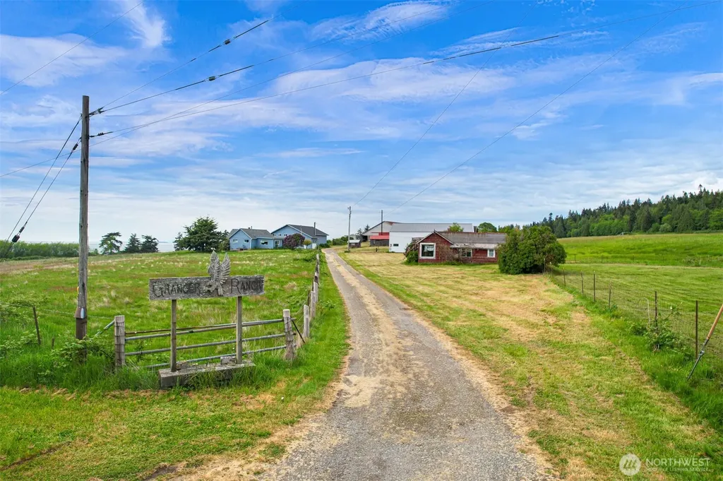 2233 W Shore Drive Lummi Island WA 98262