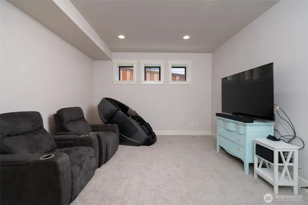 4616 Anaco Beach Road Anacortes WA 98221
