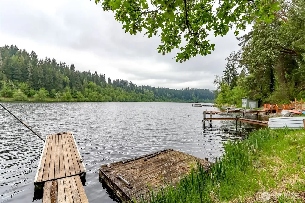 40420 Ski Park Rd E Eatonville WA 98328