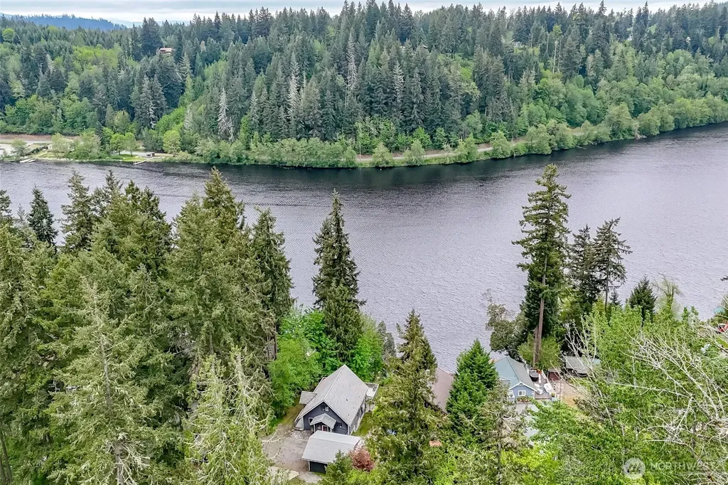 40420 Ski Park Rd E Eatonville WA 98328