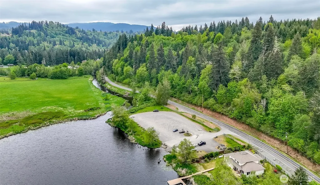 40420 Ski Park Rd E Eatonville WA 98328