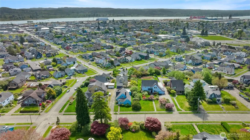 409 W 5th Street Aberdeen WA 98520