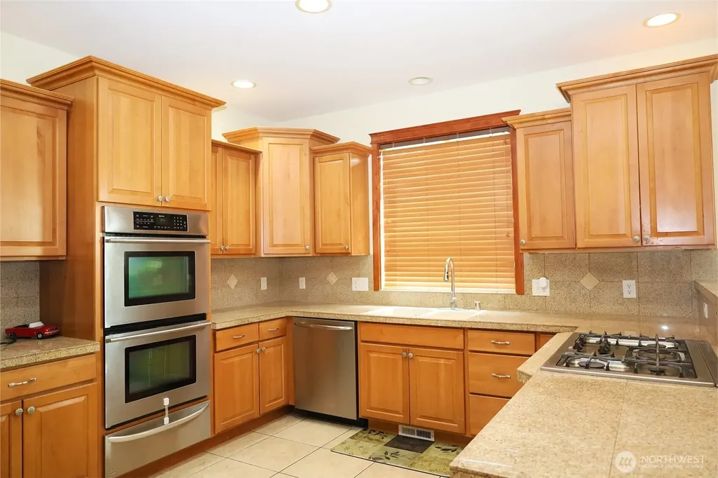 2290 Seaside Drive Blaine WA 98230