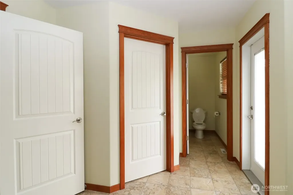 2290 Seaside Drive Blaine WA 98230