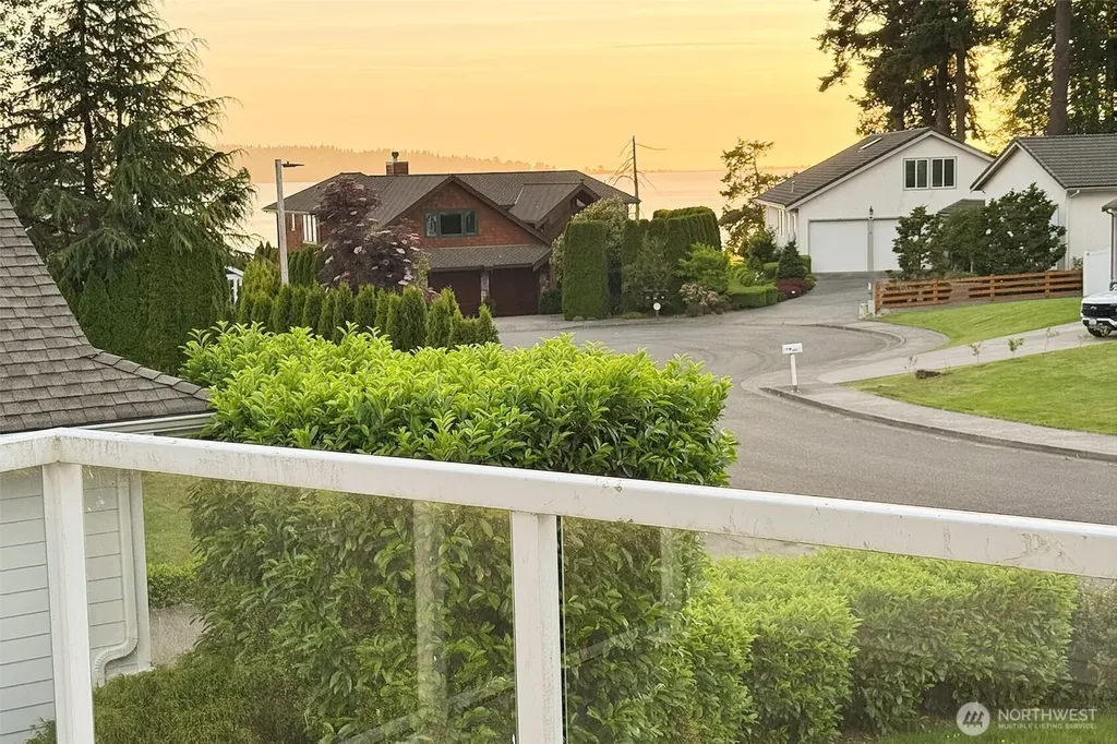 2290 Seaside Drive Blaine WA 98230