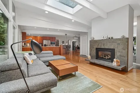 2646 109 Place NE Bellevue WA 98004