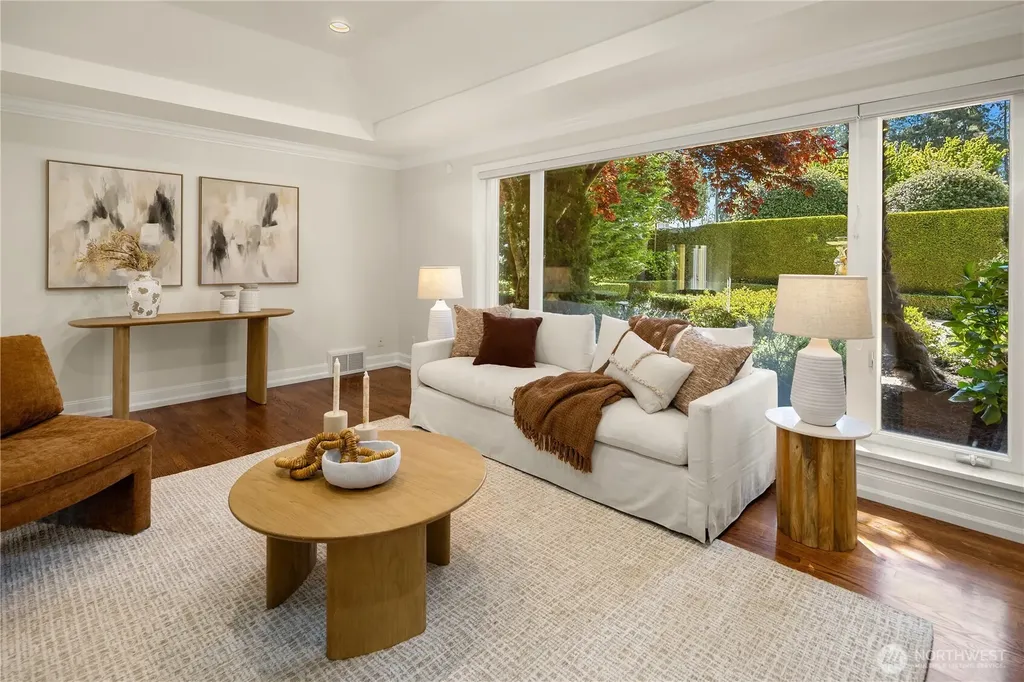 3920 W Barrett Street Seattle WA 98199
