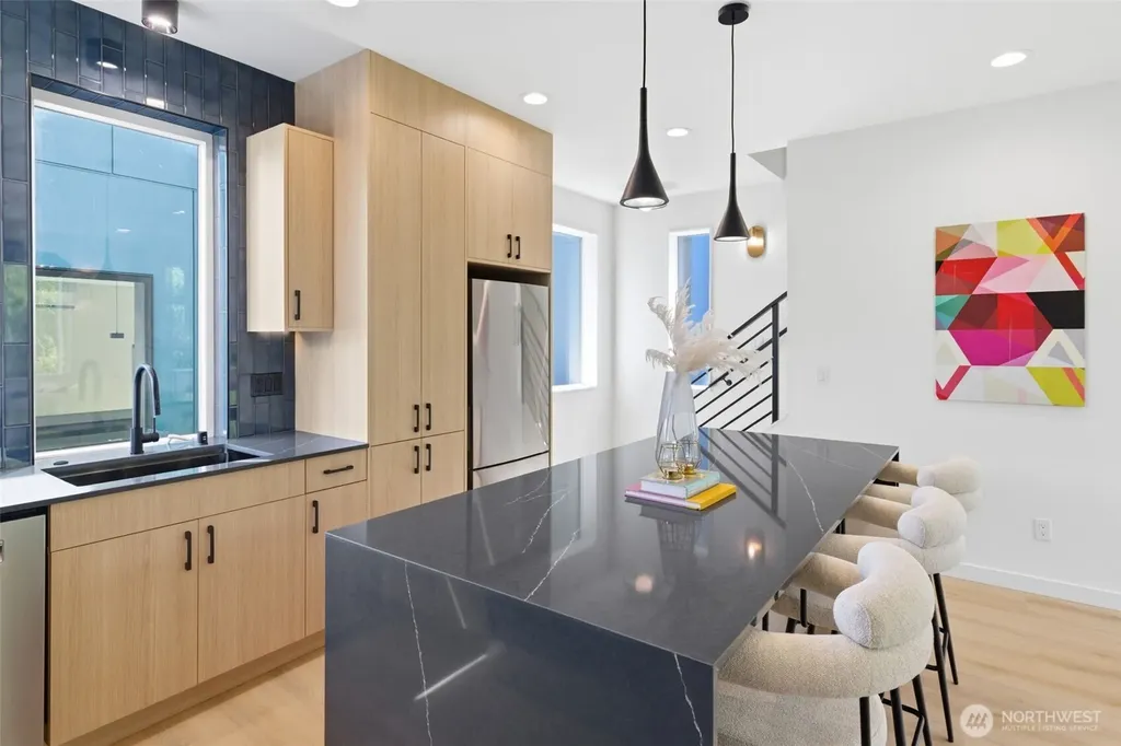 4517 35th Avenue S Seattle WA 98118