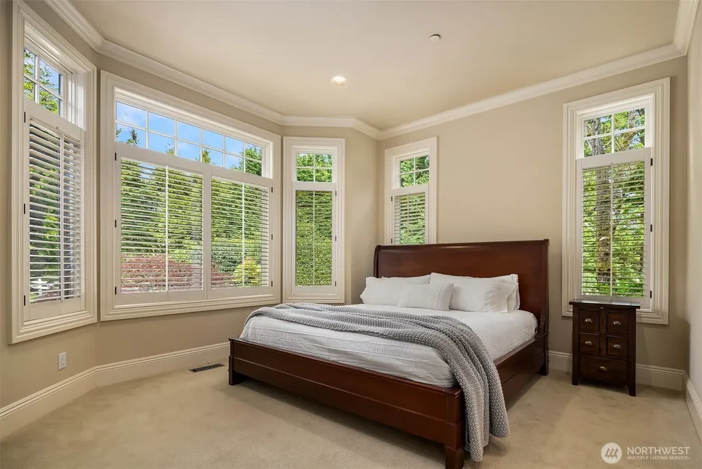 9 Diamond S Ranch Bellevue WA 98004