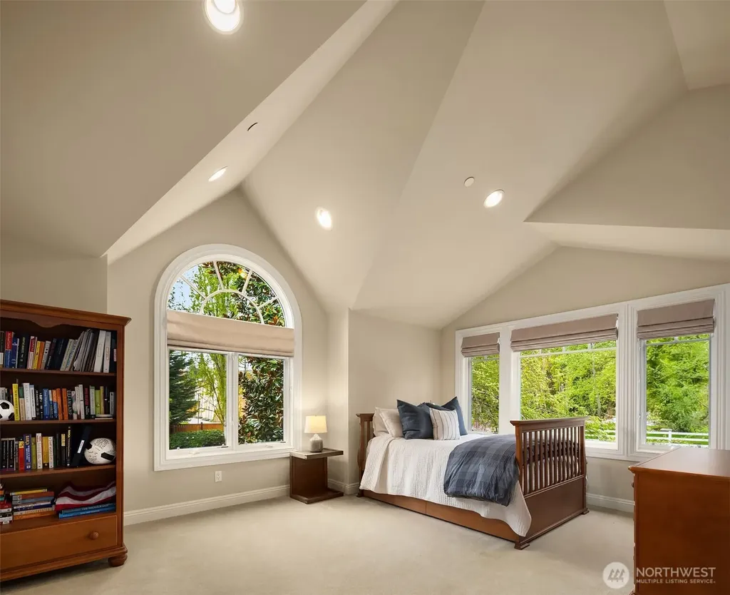 9 Diamond S Ranch Bellevue WA 98004