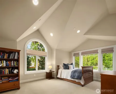 9 Diamond S Ranch Bellevue WA 98004