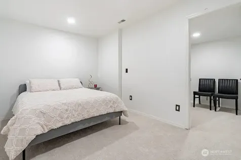 16908 River Rock Drive Lynnwood WA 98037