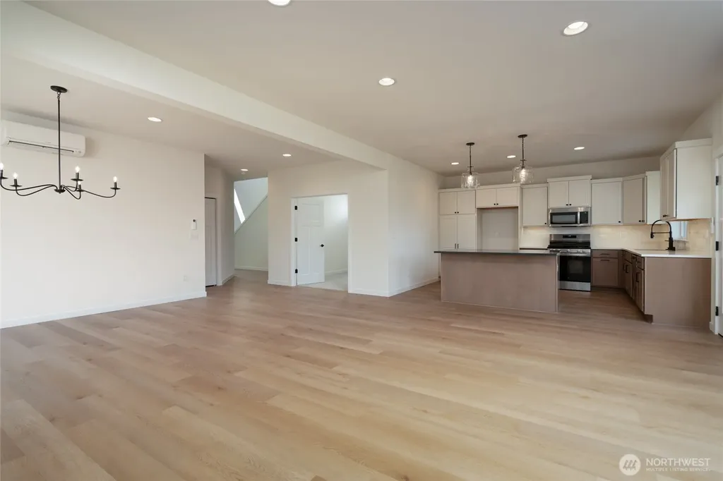 708 Legacy Way Sedro Woolley WA 98284