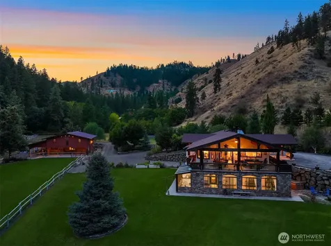 951 Willems Road Cashmere WA 98815