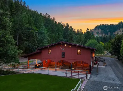 951 Willems Road Cashmere WA 98815