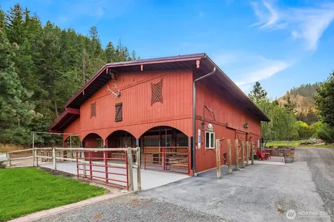 951 Willems Road Cashmere WA 98815