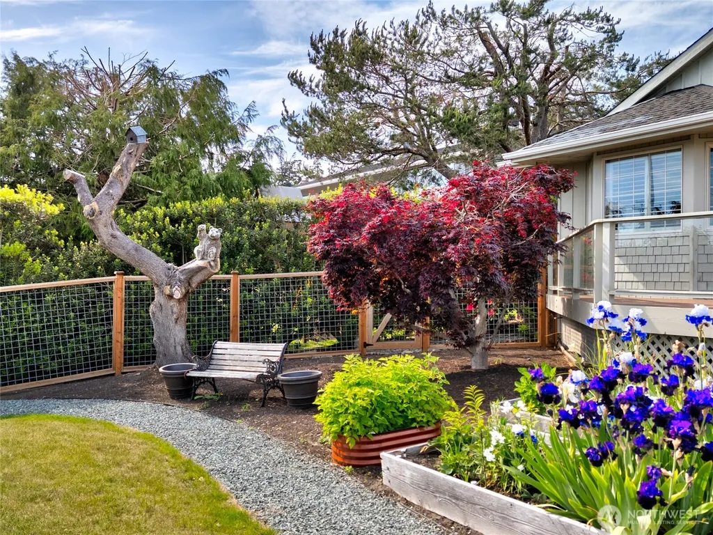 6404 Warren Street Anacortes WA 98221