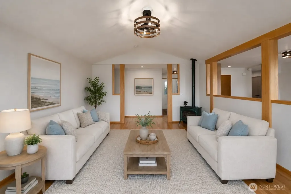 6404 Warren Street Anacortes WA 98221