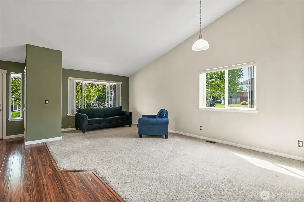 17216 139th Avenue E Puyallup WA 98374