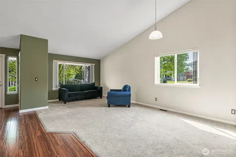 17216 139th Avenue E Puyallup WA 98374