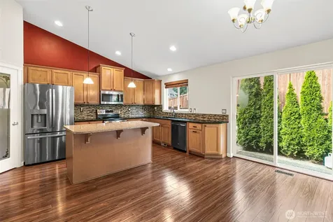 17216 139th Avenue E Puyallup WA 98374