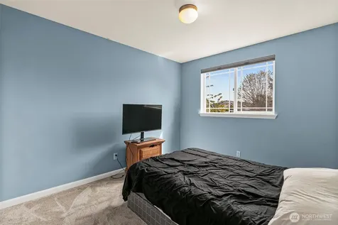 17216 139th Avenue E Puyallup WA 98374