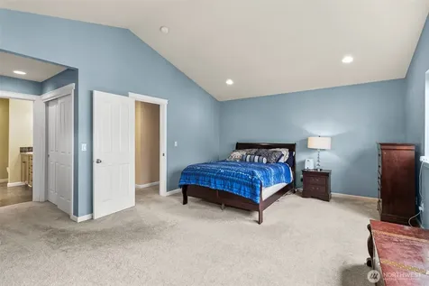 17216 139th Avenue E Puyallup WA 98374