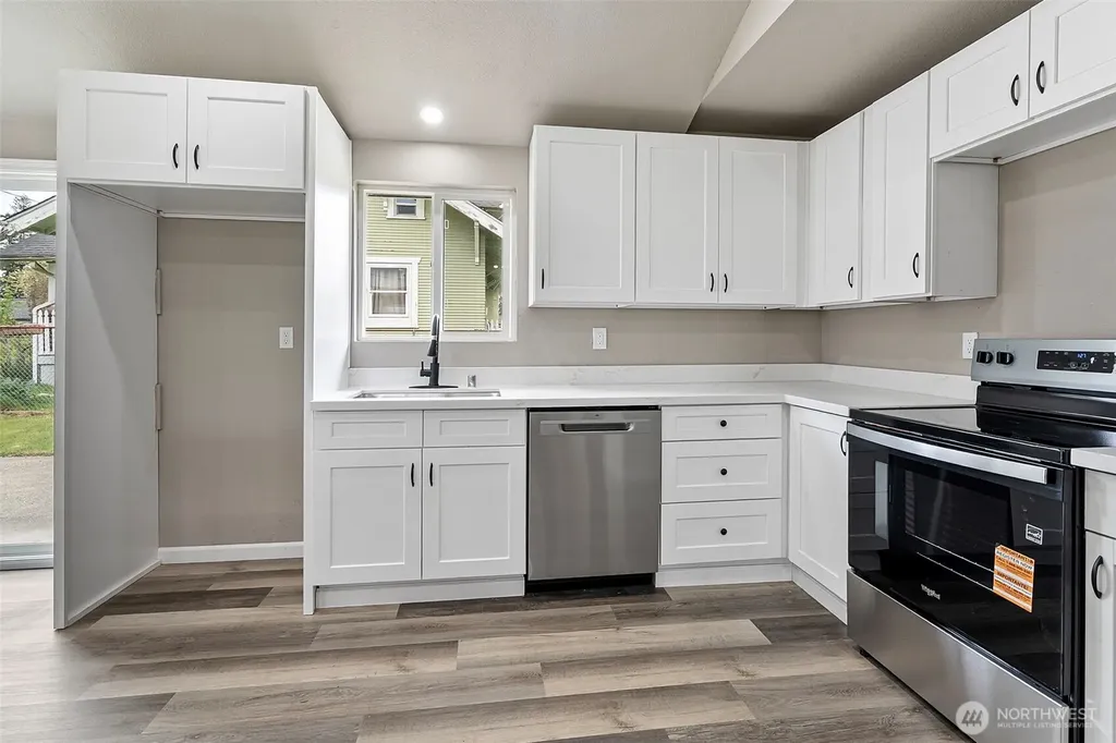 14101 10th Avenue S Tacoma WA 98444