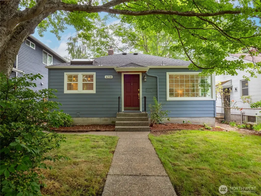 4718 49th Avenue SW Seattle WA 98116