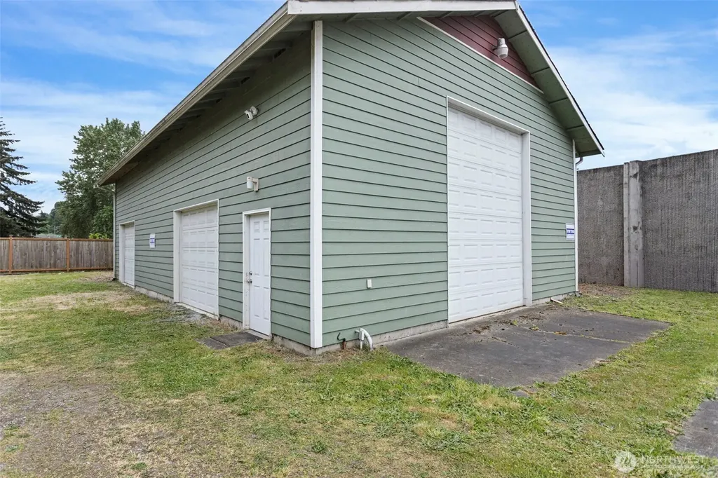 5011 S 138th Street Tukwila WA 98168