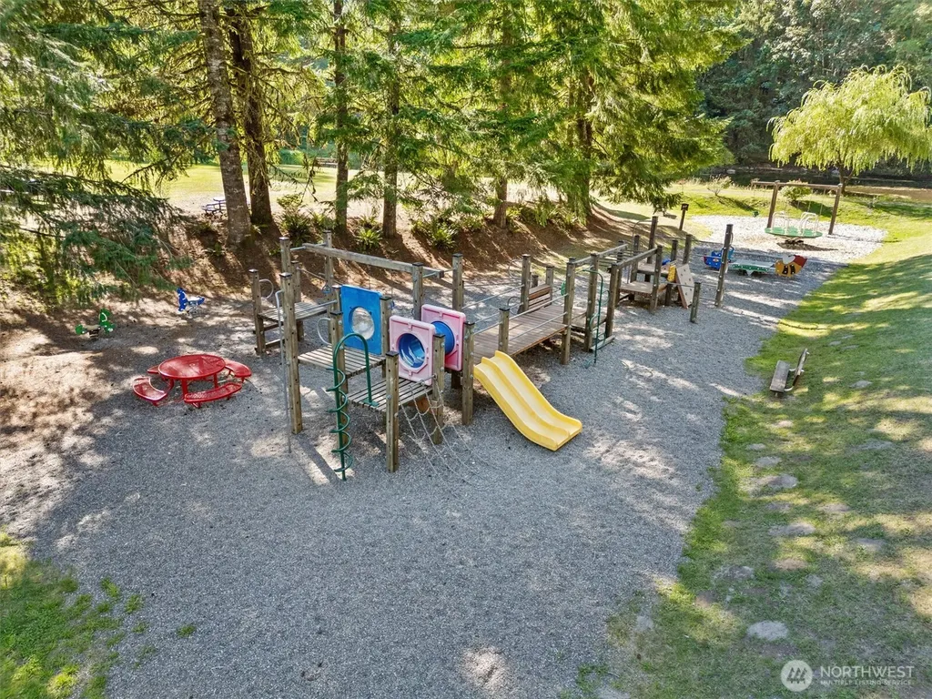 6989 Snoqualmie Place Glacier WA 98244