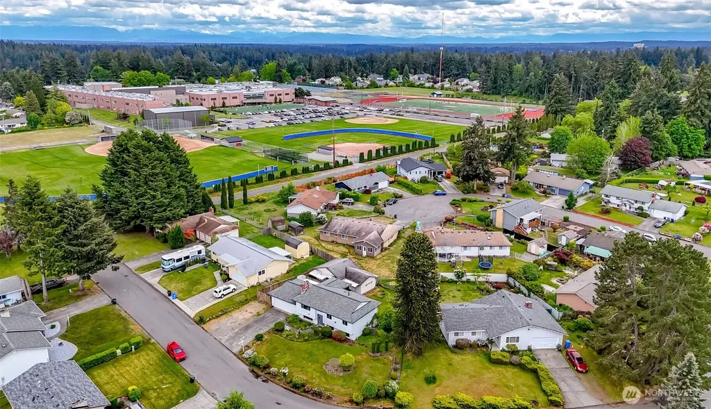 10716 102nd Street SW Tacoma WA 98498
