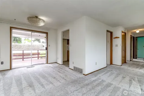 10716 102nd Street SW Tacoma WA 98498