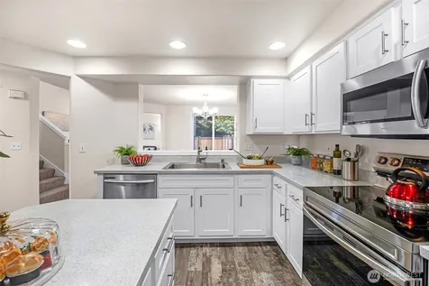 4714 NE 18th Place Renton WA 98059