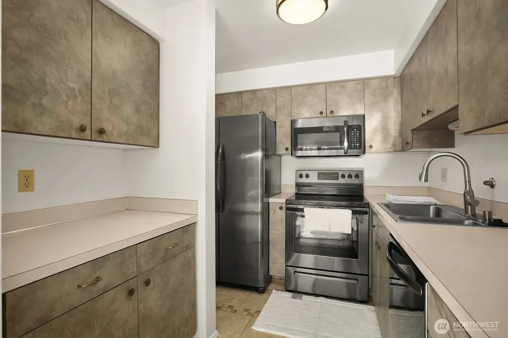 9030 Seward Park Avenue S Seattle WA 98118