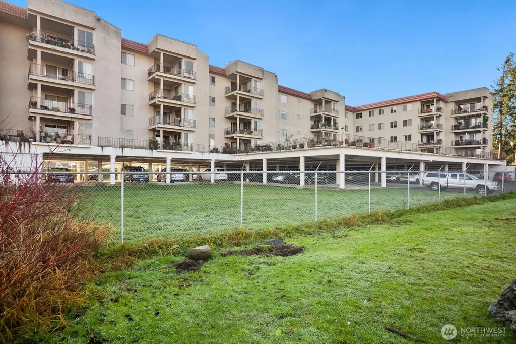 9030 Seward Park Avenue S Seattle WA 98118