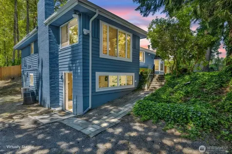 959 Hoquiam Avenue NE Renton WA 98059