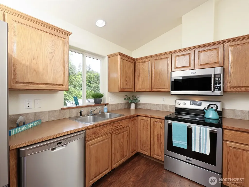 1924 1924 & 1912 238th Avenue NE Granite Falls WA 98252