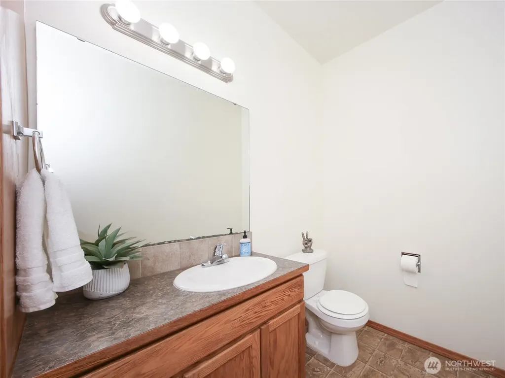 1924 1924 & 1912 238th Avenue NE Granite Falls WA 98252