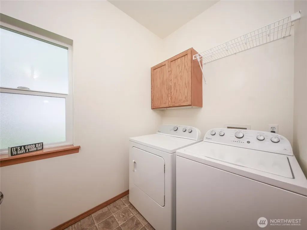 1924 1924 & 1912 238th Avenue NE Granite Falls WA 98252