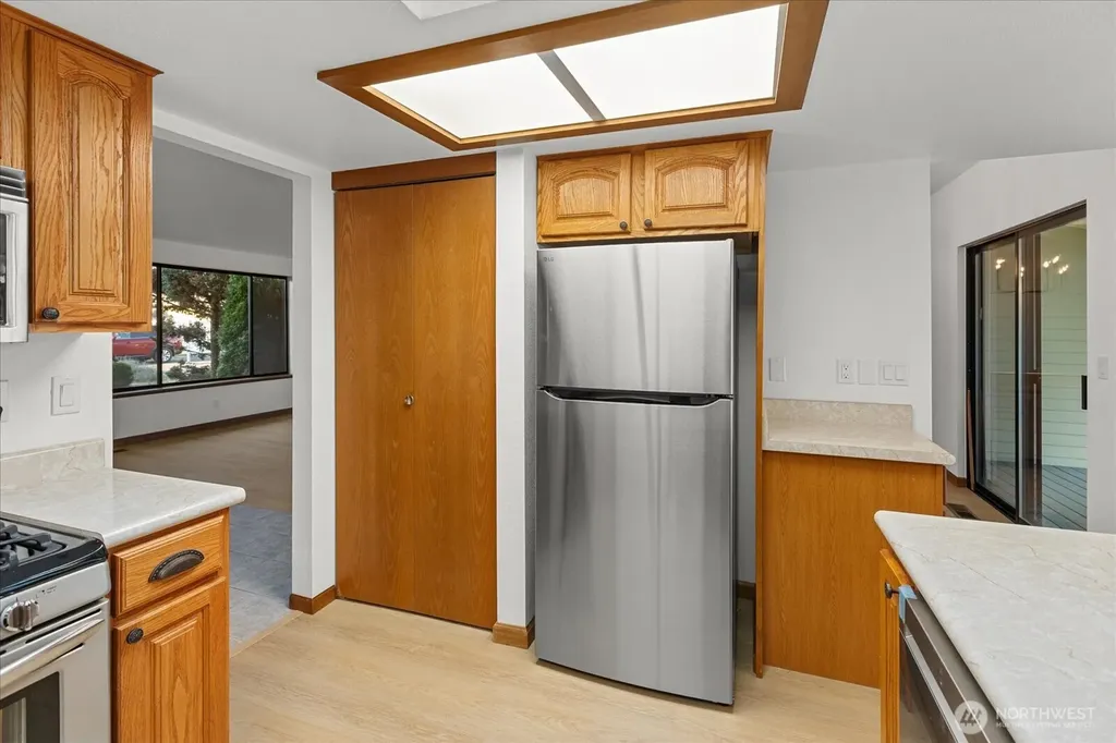 1935 F Street SE Auburn WA 98002