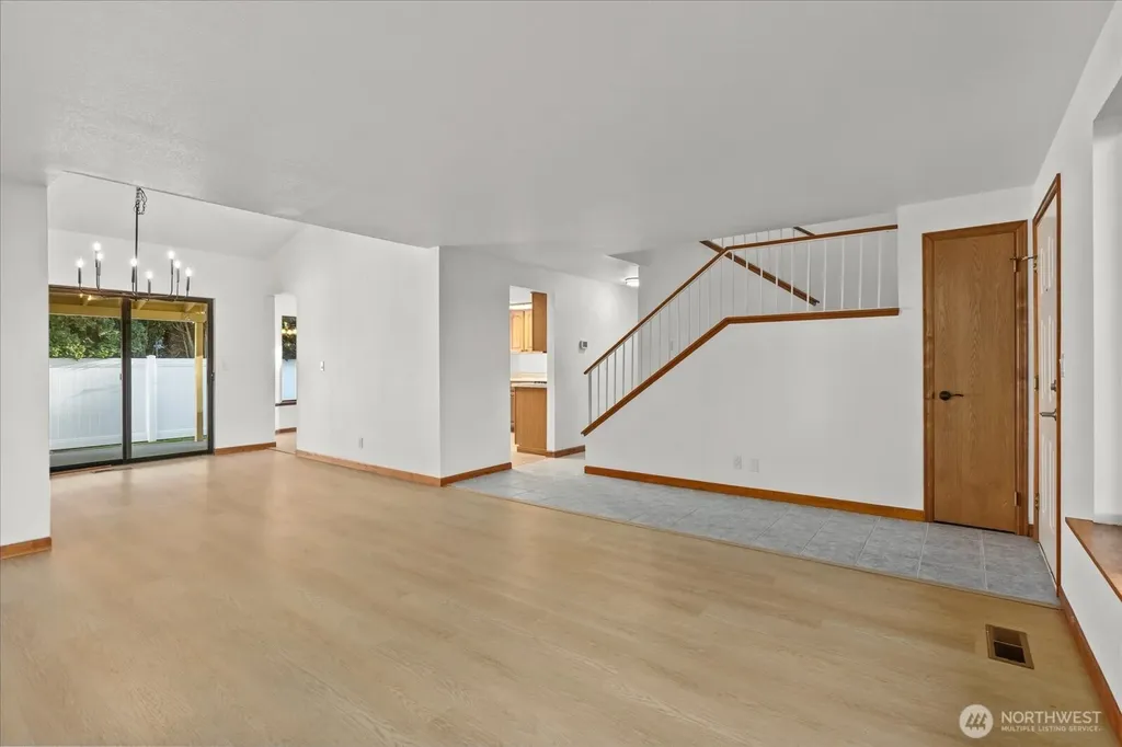 1935 F Street SE Auburn WA 98002