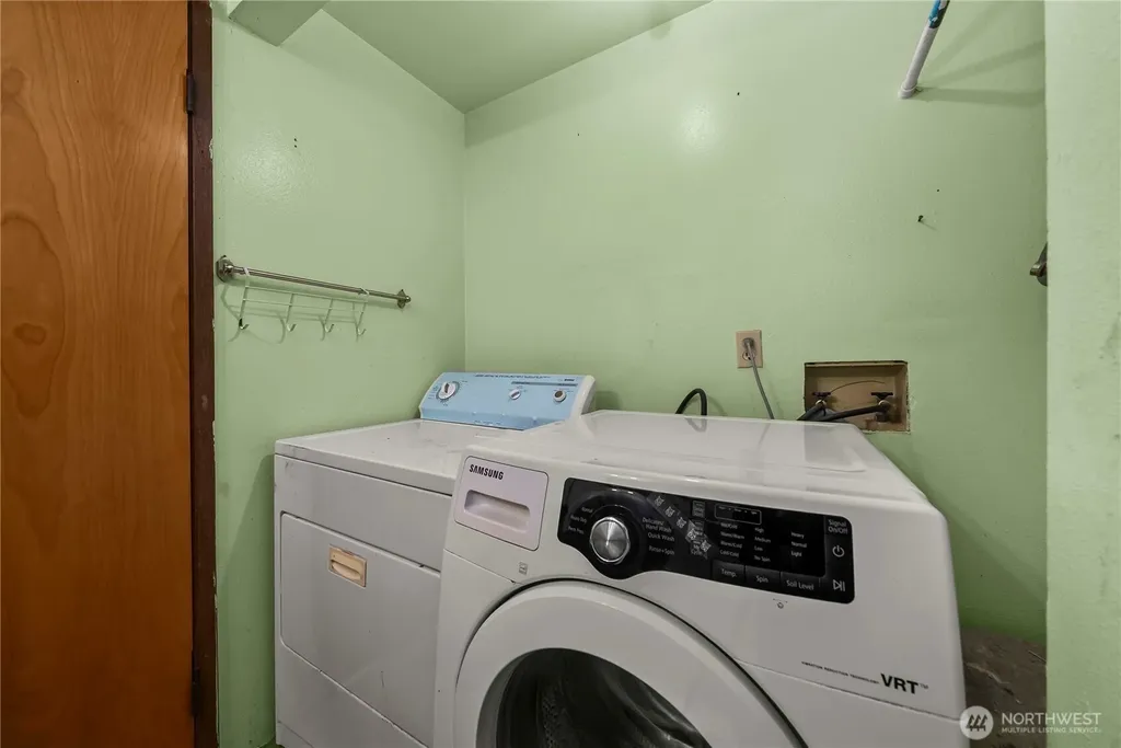 6919 Carleton Avenue S Seattle WA 98108