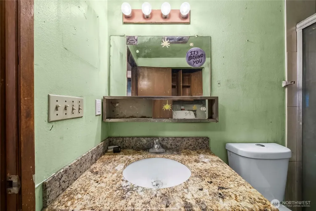 6919 Carleton Avenue S Seattle WA 98108