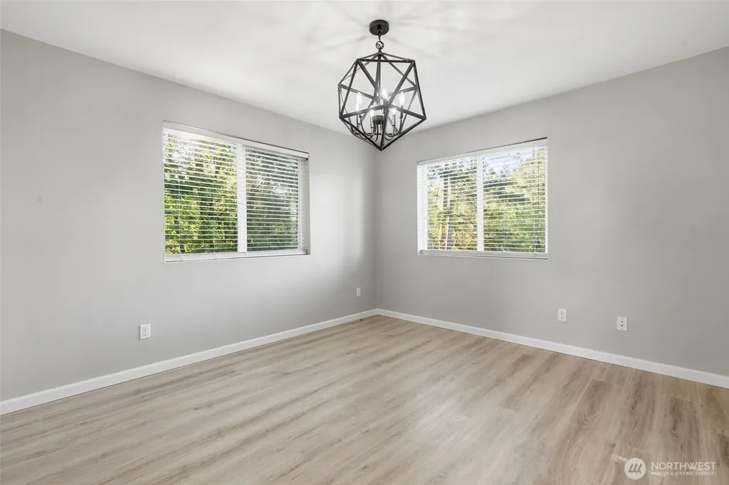 2271 SE Upchurch Way Port Orchard WA 98366